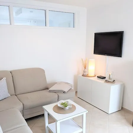 Moewe Jonathan * ノイシュタット・イン・ホルシュタイン