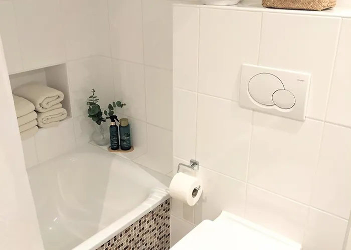 Moewe Jonathan * 노이슈타트인홀슈타인